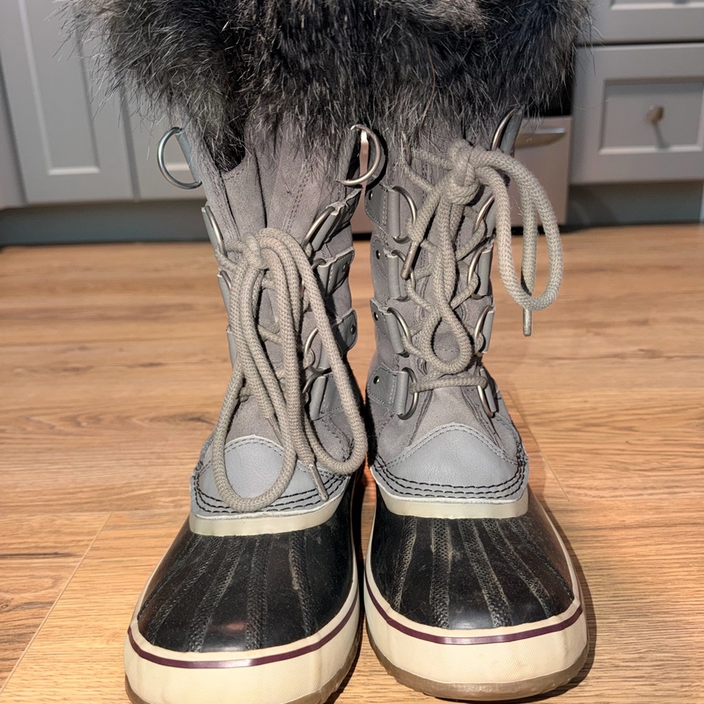 Sorel Joan of Arctic winter boots